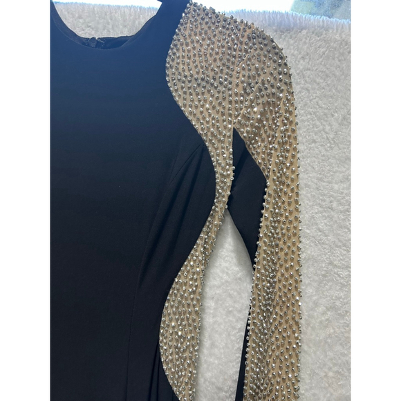 Xscape Women's Long Sleeve Beaded Contour Gown Size 2 - Picture 4 of 6